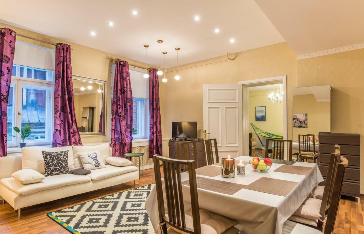 Charming Spacious 3 Bedroom In Old Town Riga Eksteriør bilde